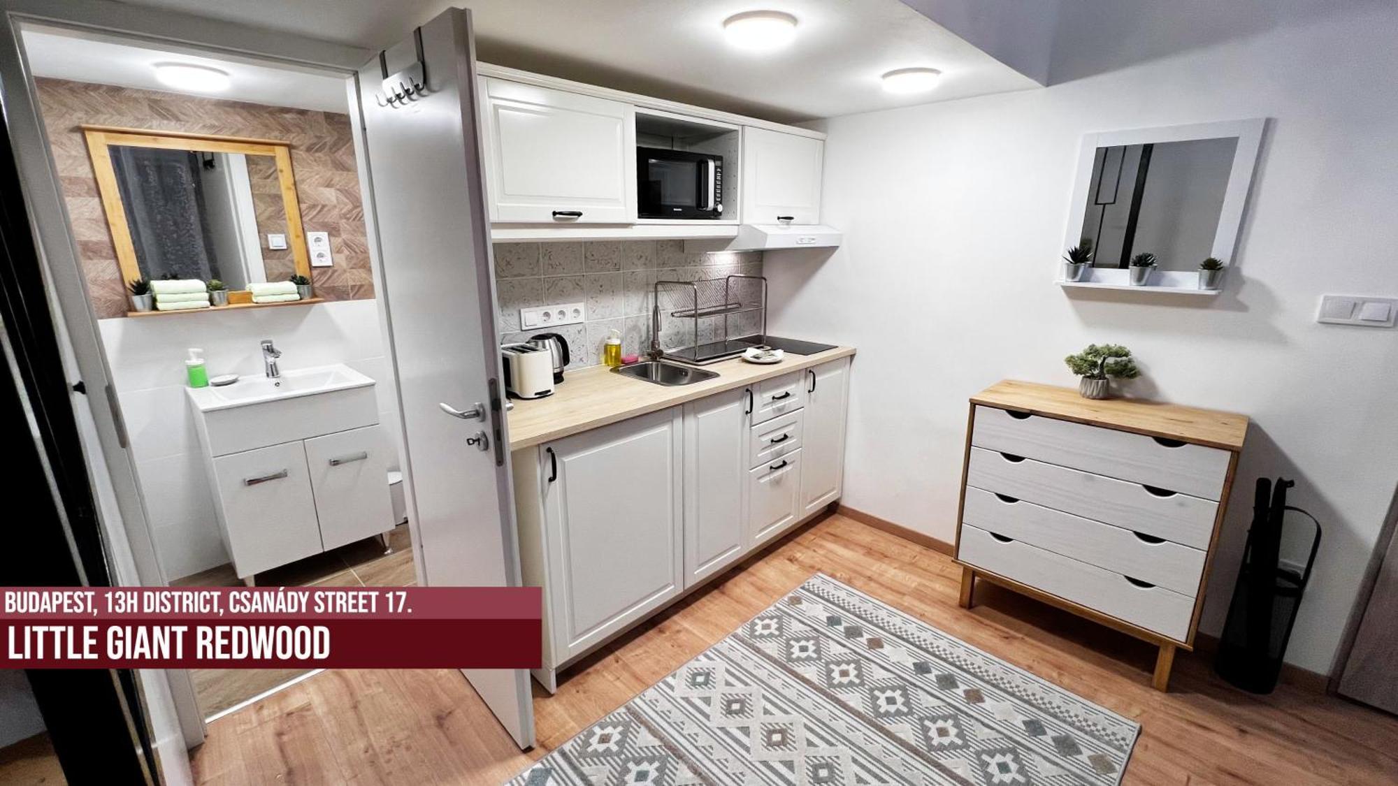 Little Americas Westend Mall Apartments 부다페스트 외부 사진