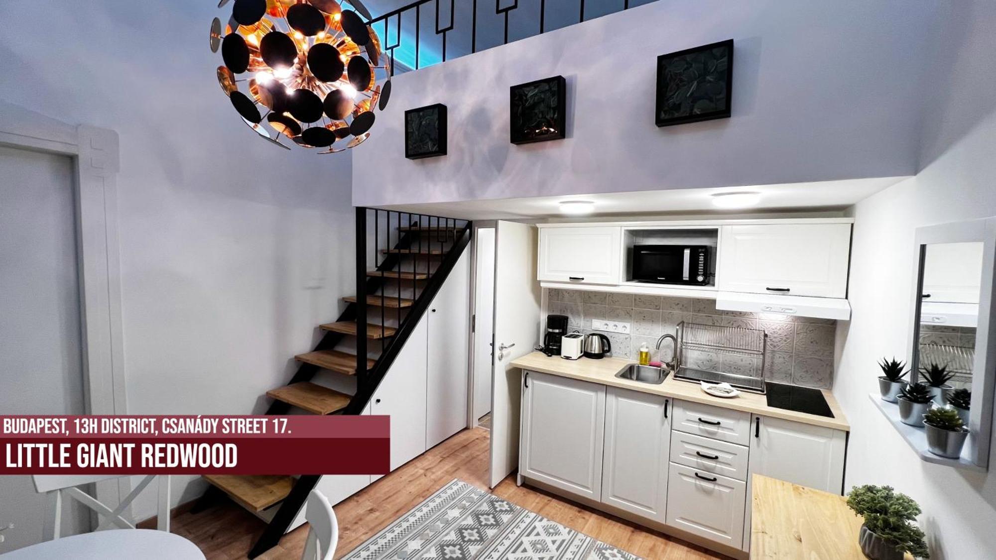 Little Americas Westend Mall Apartments 부다페스트 외부 사진