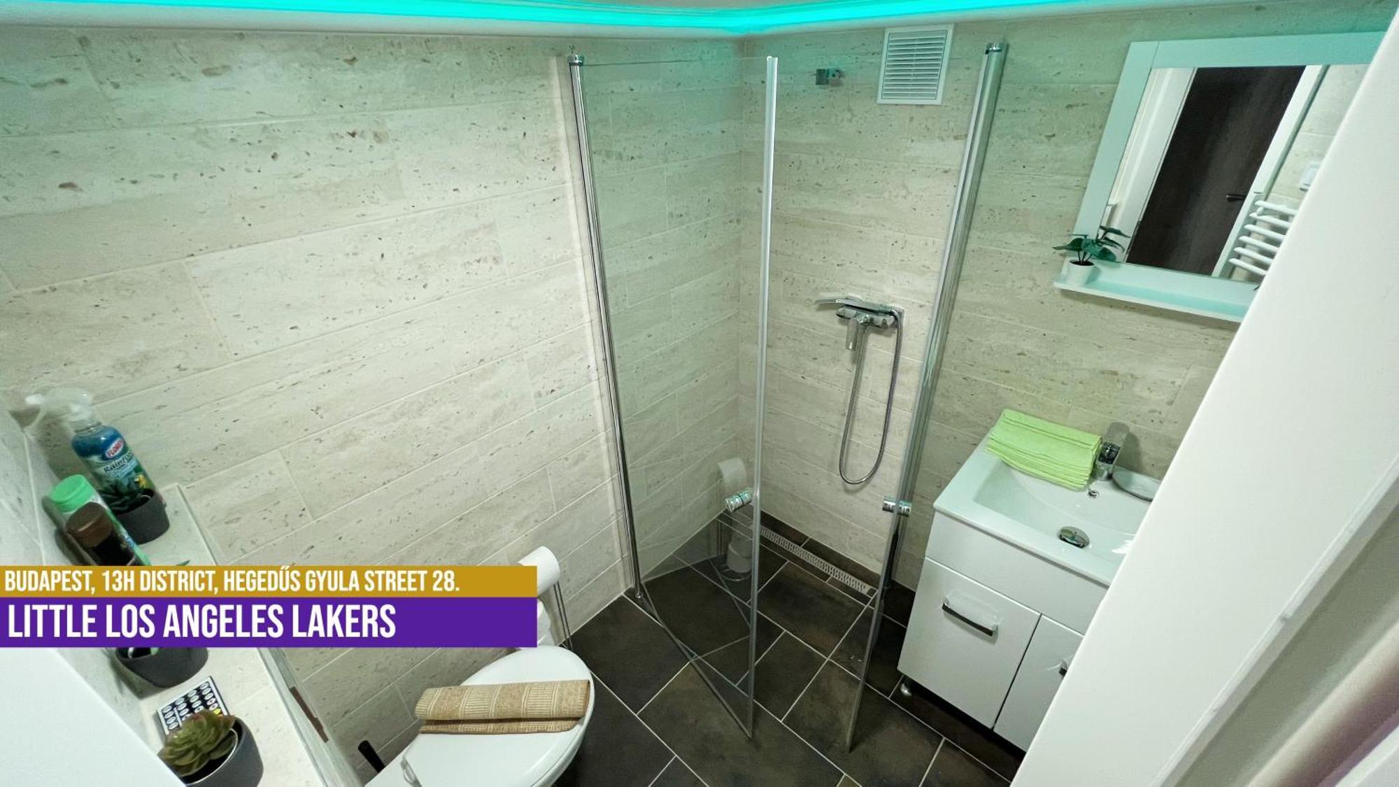 Little Americas Westend Mall Apartments 부다페스트 외부 사진